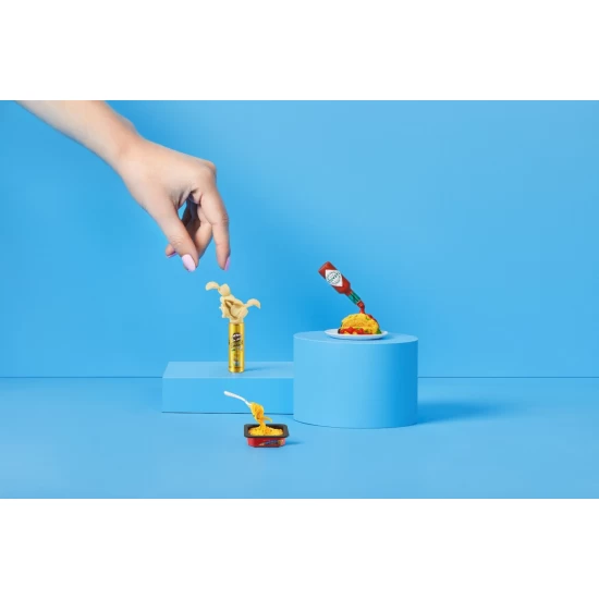 Set figurine 5 Surprise - Mini Brands Global, S3 Set figurine 5 Surprise - Mini Brands Global, S3
