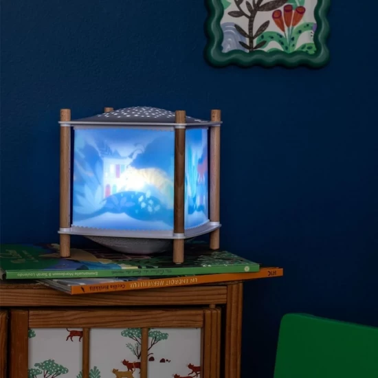 Lampa de veghe pentru copii cu 4 cantece de leagan, control remote, proiectie stele, cablu USB, Padure, Moulin Roty