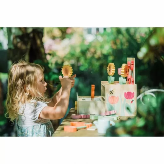Primul set de crescut plante Orange Tree Toys 35 piese Primul set de crescut plante Orange Tree Toys 35 piese