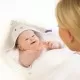 Prosop de baie pentru bebelus si mama Bamboo Penguin white Clevamama Prosop de baie pentru bebelus si mama Bamboo Penguin white Clevamama