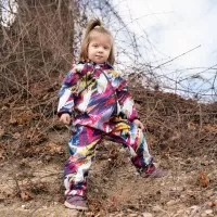 Salopeta impermeabila pentru copii Kidscare, cu protectie la vant si apa cu imprimeu Graffiti - marime 110