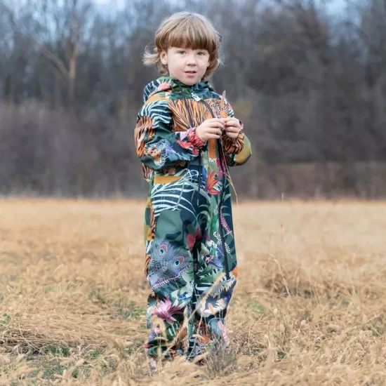 Salopeta impermeabila pentru copii Kidscare, cu protectie la vant si apa cu imprimeu Jungla - marime 122 Salopeta impermeabila pentru copii Kidscare, cu protectie la vant si apa cu imprimeu Jungla - marime 122