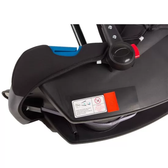 Scoica auto Nova Kidscare cu maner reglabil si parasolar Scoica auto Nova Kidscare cu maner reglabil si parasolar