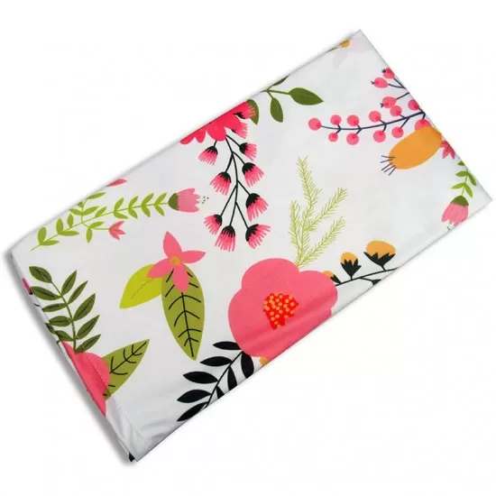 Husa multifunctionala 4 in 1 - Esarfa alaptare, husa pentru cosulet auto, cos cumparaturi si scaun de masa Alb/Roz/Flowers Husa multifunctionala 4 in 1 - Esarfa alaptare, husa pentru cosulet auto, cos cumparaturi si scaun de masa Alb/Roz/Flowers