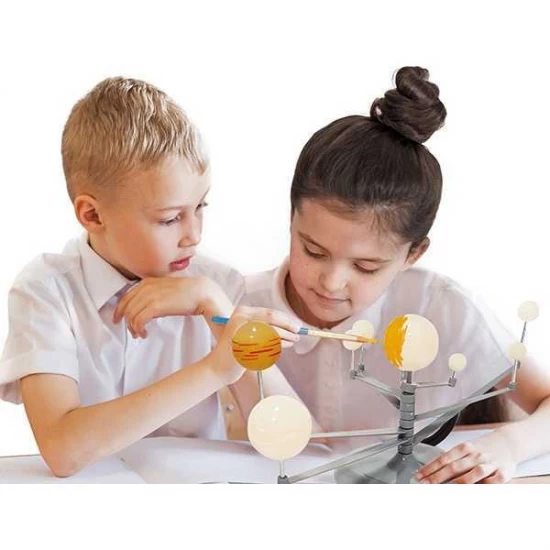 Set DIY Sistem solar pentru birou Explore Toi-Toys Set DIY Sistem solar pentru birou Explore Toi-Toys
