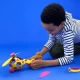 Joc magnetic de construit Clixo - Crew Roz & Galben 30 piese Joc magnetic de construit Clixo - Crew Roz & Galben 30 piese