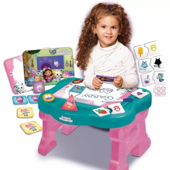 Masuta cu activitati Gabby's Dollhouse Masuta cu activitati Gabby's Dollhouse