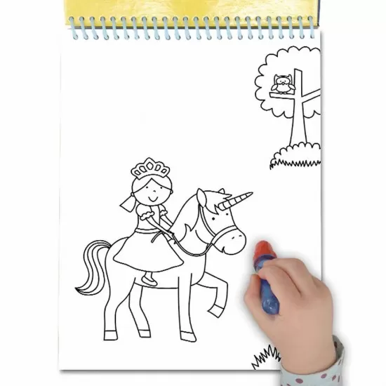 Carte de colorat Water Magic Unicorni Carte de colorat Water Magic Unicorni