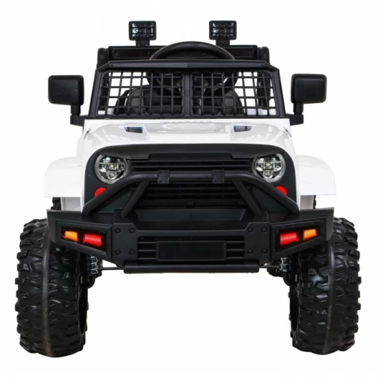 Masinuta electrica cu telecomanda Jeep Dark Night, roti EVA, scaun tapitat, 100x67x59 cm, putere 70W - Alb Masinuta electrica cu telecomanda Jeep Dark Night, roti EVA, scaun tapitat, 100x67x59 cm, putere 70W - Alb