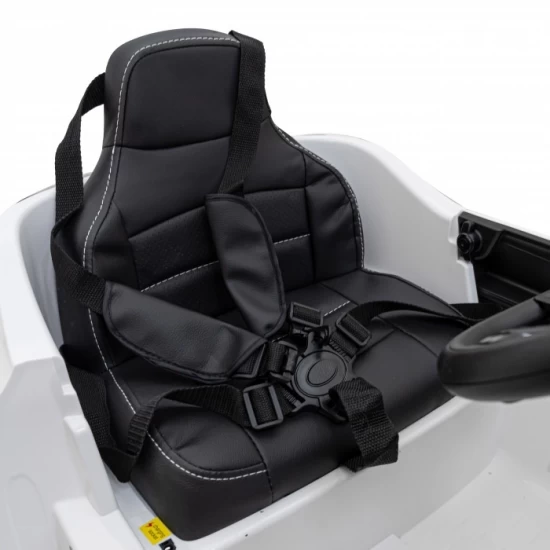 Masinuta electrica cu telecomanda Mercedes Benz AMG EQA, roti EVA, scaun tapitat, 101x69x53 cm, putere 70W - Alb