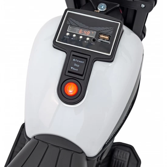 Motocicleta electrica Chopper Faster AHL008, roti si scaun din plastic, 78x30x55 cm, putere 20W - Alb Motocicleta electrica Chopper Faster AHL008, roti si scaun din plastic, 78x30x55 cm, putere 20W - Alb