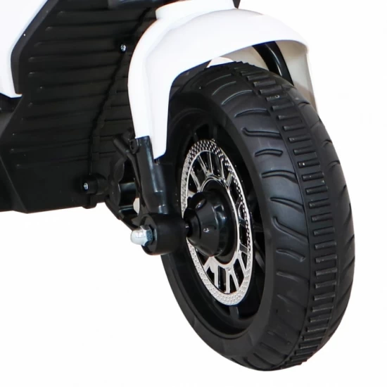Motocicleta electrica Fast Tourist, roti din plastic, scaun tapitat, 83x35x63 cm, putere 18W - Alb Motocicleta electrica Fast Tourist, roti din plastic, scaun tapitat, 83x35x63 cm, putere 18W - Alb