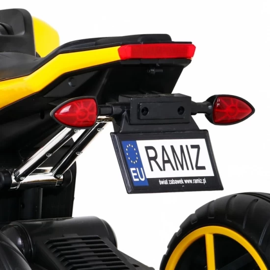 Motocicleta electrica Future LL8001-A, roti EVA, scaun din plastic, 109x54x68 cm, putere 50W - Galben Motocicleta electrica Future LL8001-A, roti EVA, scaun din plastic, 109x54x68 cm, putere 50W - Galben