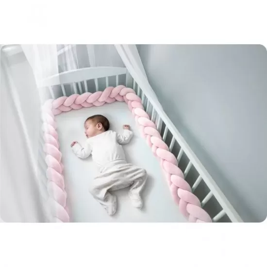 Protectie laterala pentru patut impletita 3 M Ricokids 722113 - Roz deschis Protectie laterala pentru patut impletita 3 M Ricokids 722113 - Roz deschis