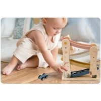 Rampa din lemn cu 4 masinute incluse, 25.5 x 9 x 30 cm, Nukido