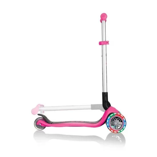 Trotineta Globber Primo cu lumini, pliabila, culoare roz Trotineta Globber Primo cu lumini, pliabila, culoare roz