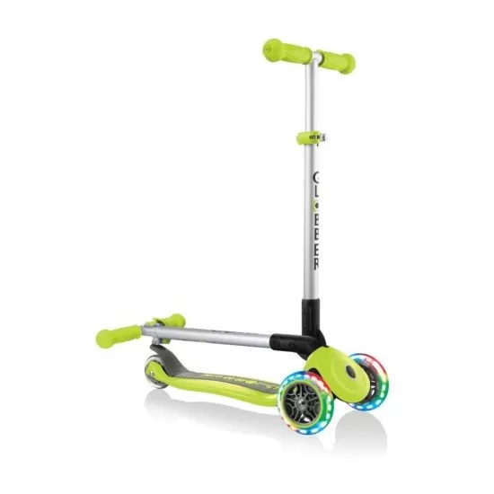 Trotineta Globber Primo cu lumini, pliabila, culoare verde Trotineta Globber Primo cu lumini, pliabila, culoare verde