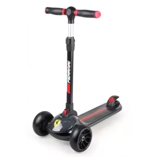 Trotineta pliabila Ferrari Twist neagra cu scaun Trotineta pliabila Ferrari Twist neagra cu scaun