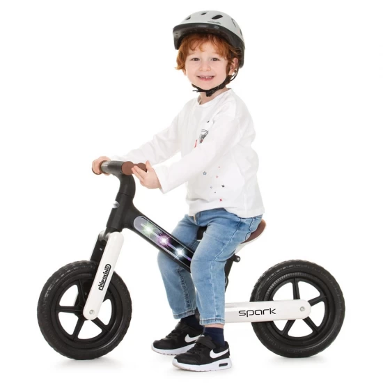 Bicicleta fara pedale Chipolino Spark black white Bicicleta fara pedale Chipolino Spark black white