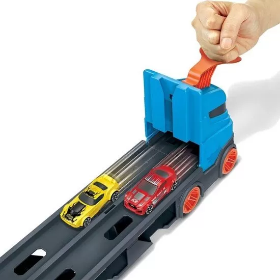 Camion si pista de masinute Hot Wheels Speedway Hauler cu trailer si 3 masinute