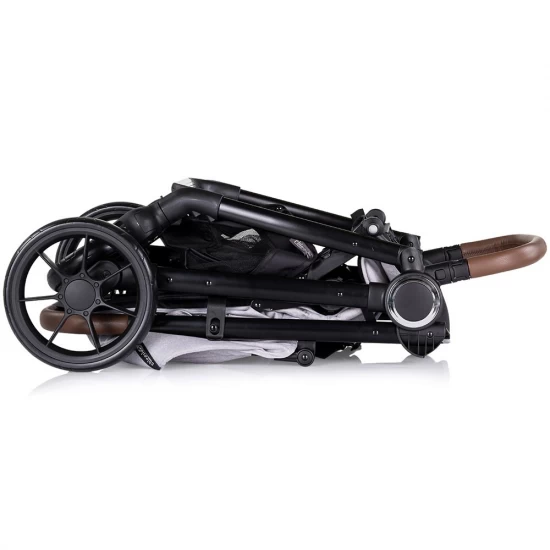 Carucior sport Chipolino Ultera cu husa picioare Cloud