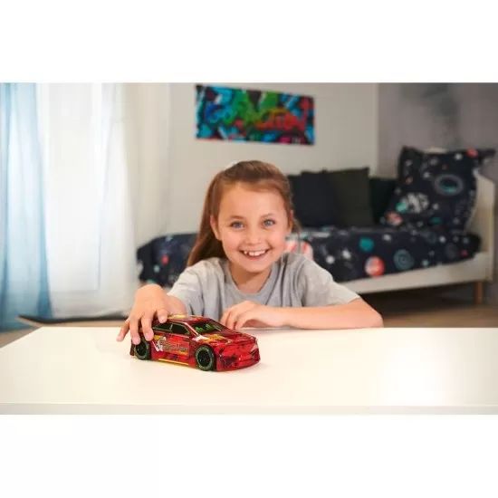 Masina Dickie Toys Beat Breaker 20 cm rosu cu lumini si sunete Masina Dickie Toys Beat Breaker 20 cm rosu cu lumini si sunete