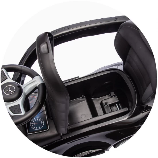 Masinuta de impins Chipolino Mercedes Benz C-Class cu maner Black