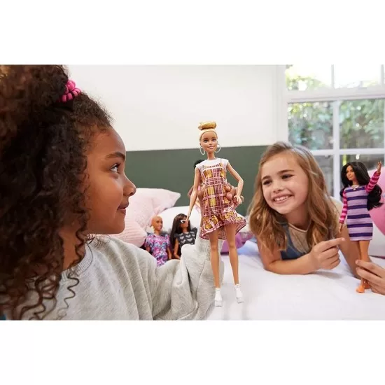 Papusa Barbie Fashionistas blonda Papusa Barbie Fashionistas blonda