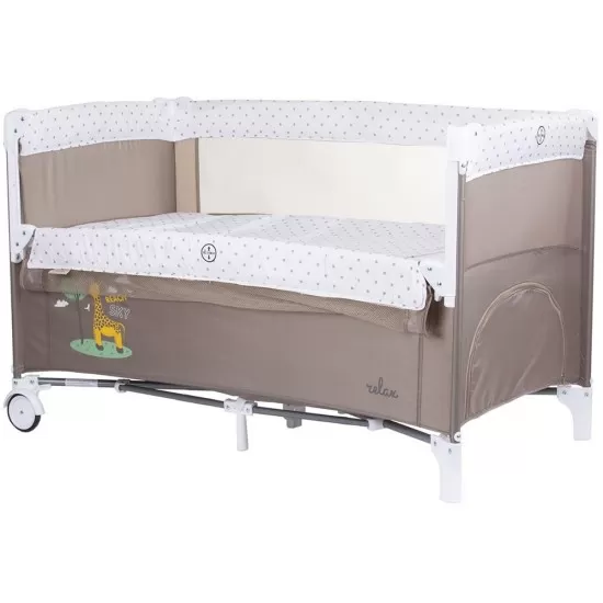 Patut pliabil Chipolino Relax Sand cu laterala culisanta Patut pliabil Chipolino Relax Sand cu laterala culisanta