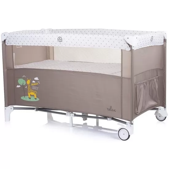 Patut pliabil Chipolino Relax Sand cu laterala culisanta Patut pliabil Chipolino Relax Sand cu laterala culisanta