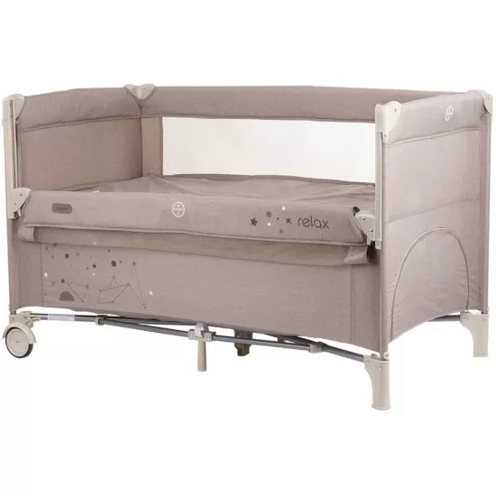 Patut pliabil Chipolino Relax Sand Linen cu laterala culisanta Patut pliabil Chipolino Relax Sand Linen cu laterala culisanta