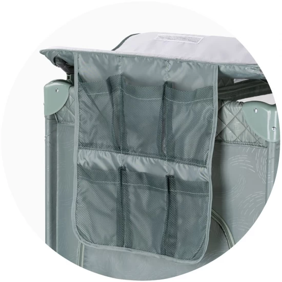 Patut pliabil cu saltea de infasat Chipolino Luna Basil Patut pliabil cu saltea de infasat Chipolino Luna Basil