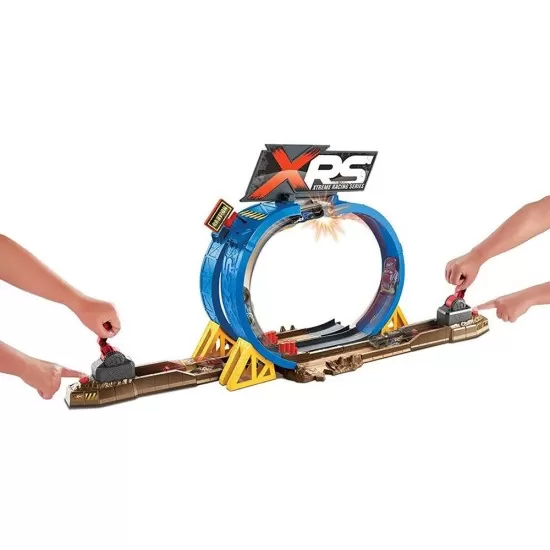 Pista de masini Disney Cars Mattel XRS cu masinuta Pista de masini Disney Cars Mattel XRS cu masinuta
