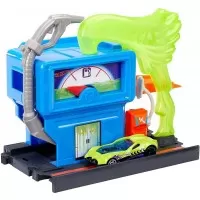 Pista de masini Hot Wheels City Downtown Toxic Fluel Stop cu masinuta 