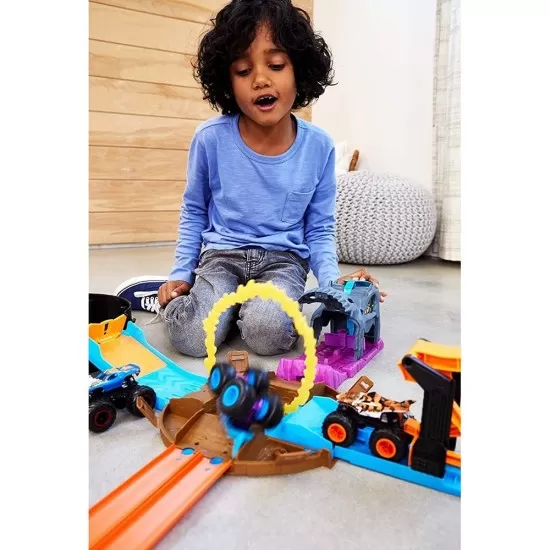 Pista de masini Hot Wheels Mattel Monster Truck Pit and Launch Team Mega Wrex cu 2 masinute Pista de masini Hot Wheels Mattel Monster Truck Pit and Launch Team Mega Wrex cu 2 masinute