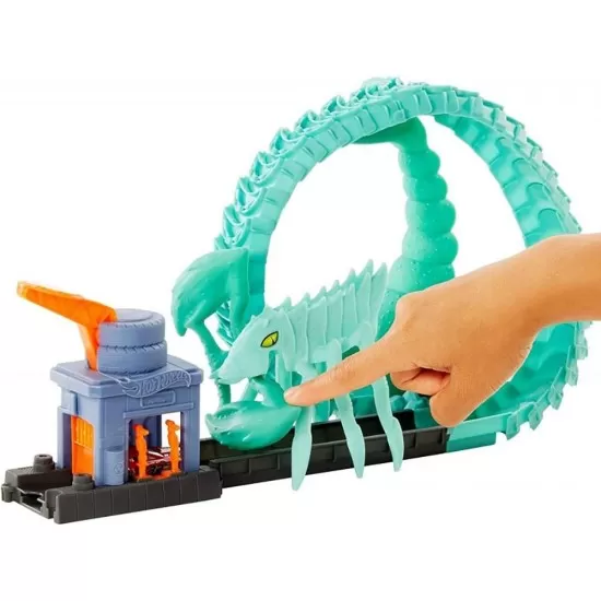 Pista de masini Hot Wheels Mattel Toxic Scorpion attack cu masinuta