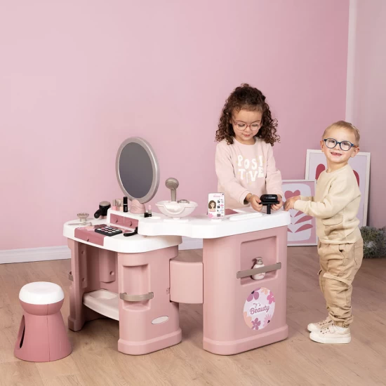 Salon de infrumusetare pentru fetite Smoby My Beauty Center roz cu 26 accesorii