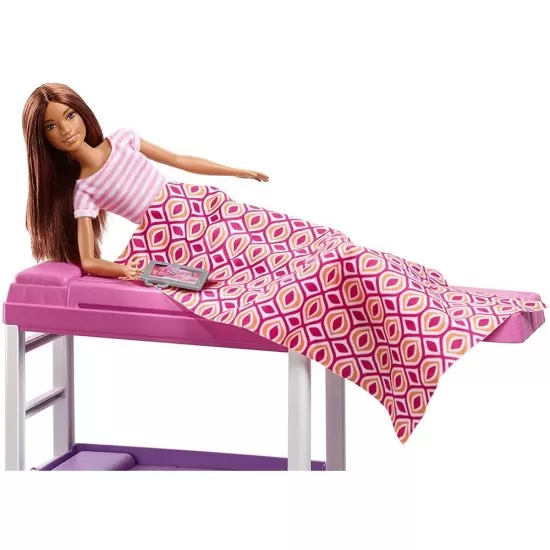 Set Barbie Mattel Estate - Birou cu pat supraetajat, papusa si accesorii