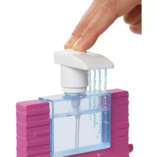 Set Barbie Mattel Estate cabina dus cu papusa si accesorii