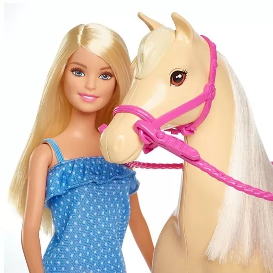 Set Barbie papusa cu cal Set Barbie papusa cu cal