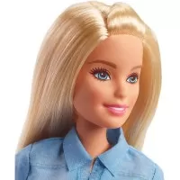 Set de calatorie Barbie - Papusa cu accesorii