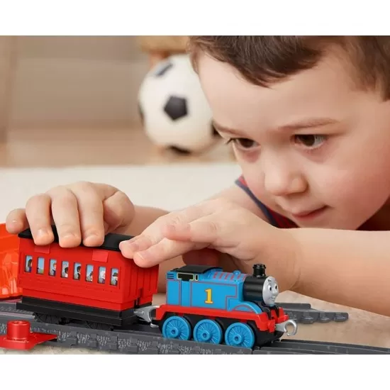 Set Thomas and Friends Knapford Station cu sina, vagon si locomotiva Set Thomas and Friends Knapford Station cu sina, vagon si locomotiva