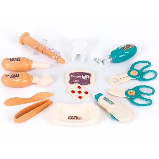 Set de joaca doctor cu lumini si 29 accesorii Chipolino Set de joaca doctor cu lumini si 29 accesorii Chipolino