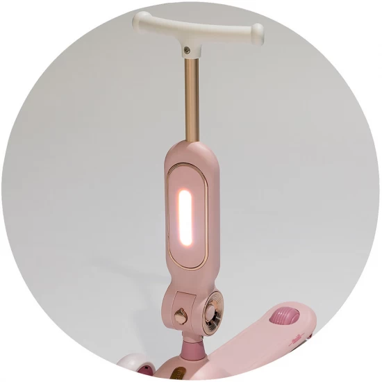 Trotineta copii cu ghidon reglabil si roti cu lumini Chipolino Bloomi Pink