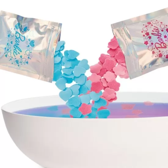 Set de joaca Barbie Self-Care cu cada de baie si confetti Set de joaca Barbie Self-Care cu cada de baie si confetti