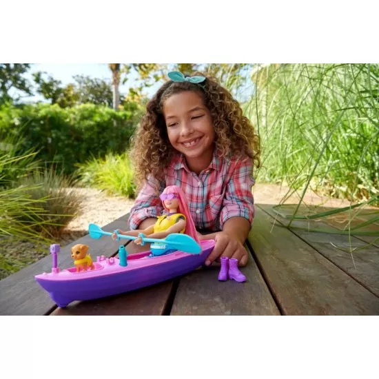 Papusa Barbie Camping Daisy cu accesorii Papusa Barbie Camping Daisy cu accesorii