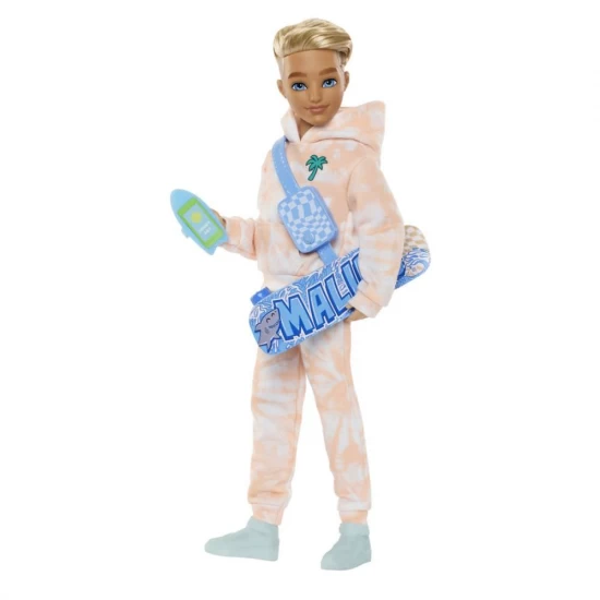 Papusa Ken Barbie Dream Besties cu accesorii Papusa Ken Barbie Dream Besties cu accesorii