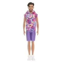 Papusa baiat Barbie Fashionistas brunet cu barba si tricou cu gluga