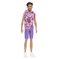 Papusa baiat Barbie Fashionistas brunet cu barba si tricou cu gluga