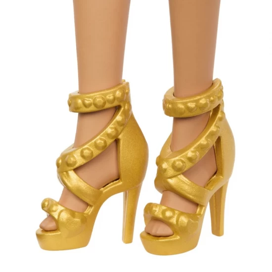 Papusa Barbie dansatoare latino Papusa Barbie dansatoare latino
